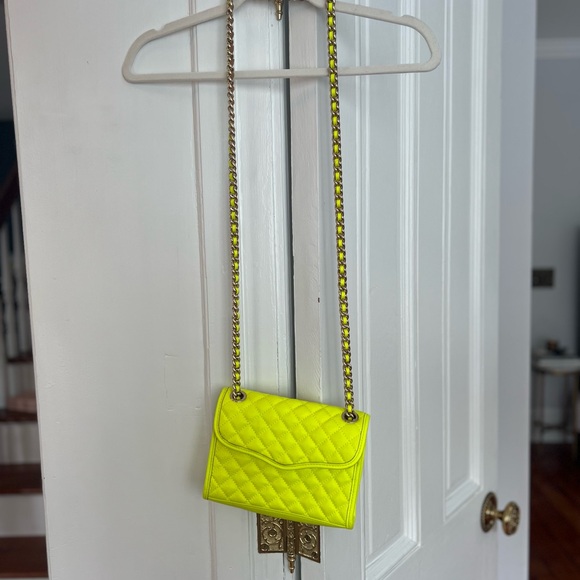 Rebecca Minkoff Neon Yellow Quilted Chain Bag - Picture 1 of 6